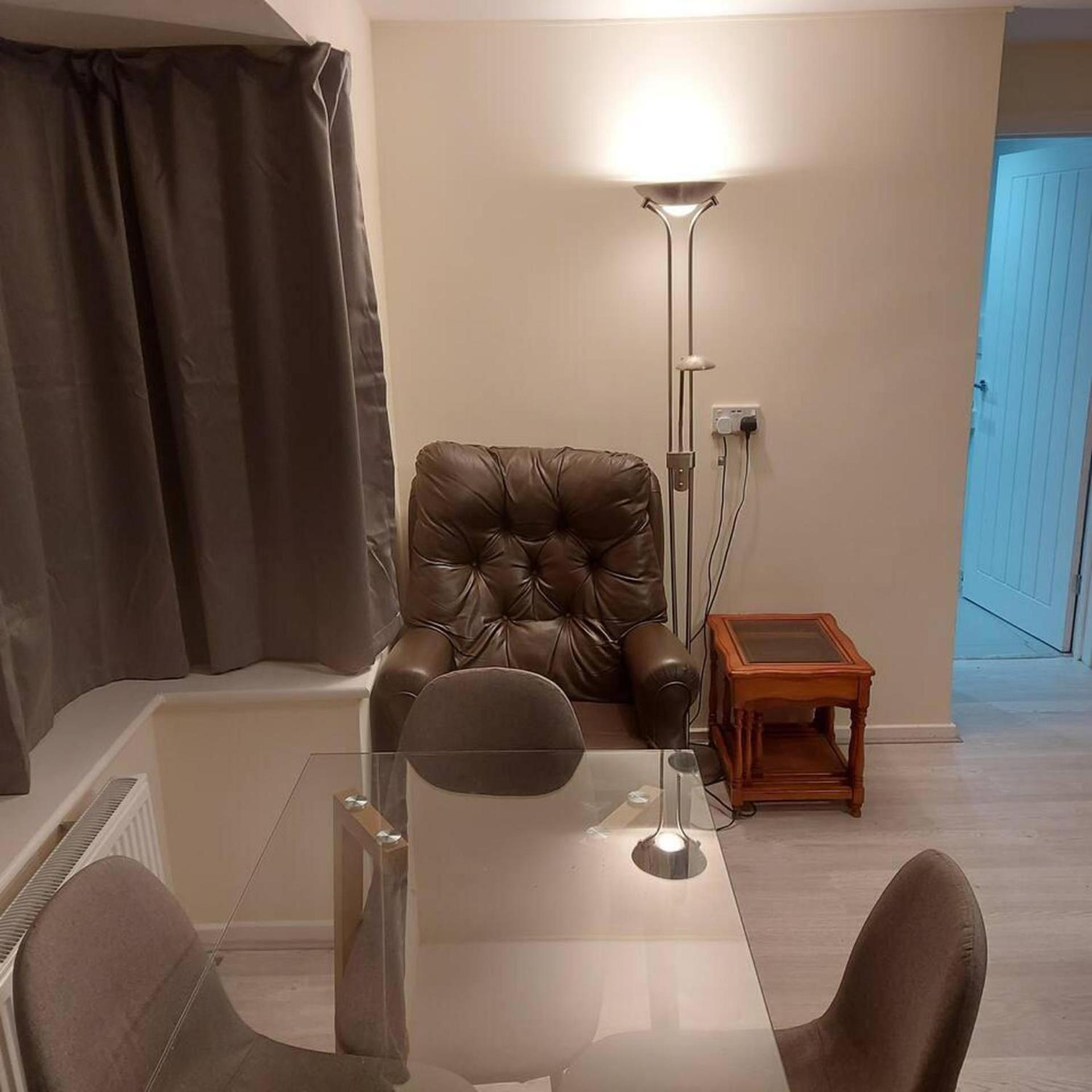 Lovely & Beautiful 2 Bed-Apartment In Borehamwood Eksteriør billede