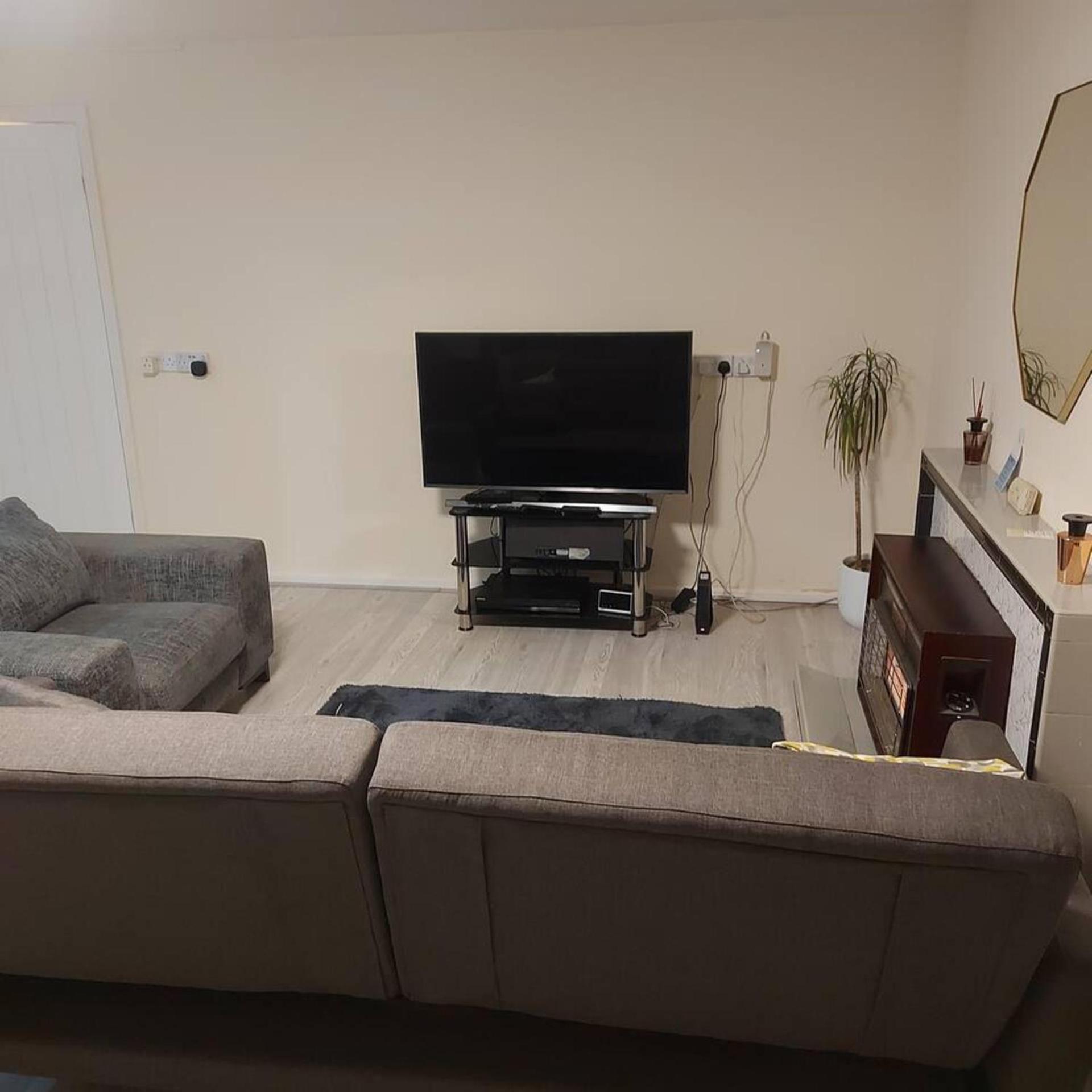 Lovely & Beautiful 2 Bed-Apartment In Borehamwood Eksteriør billede