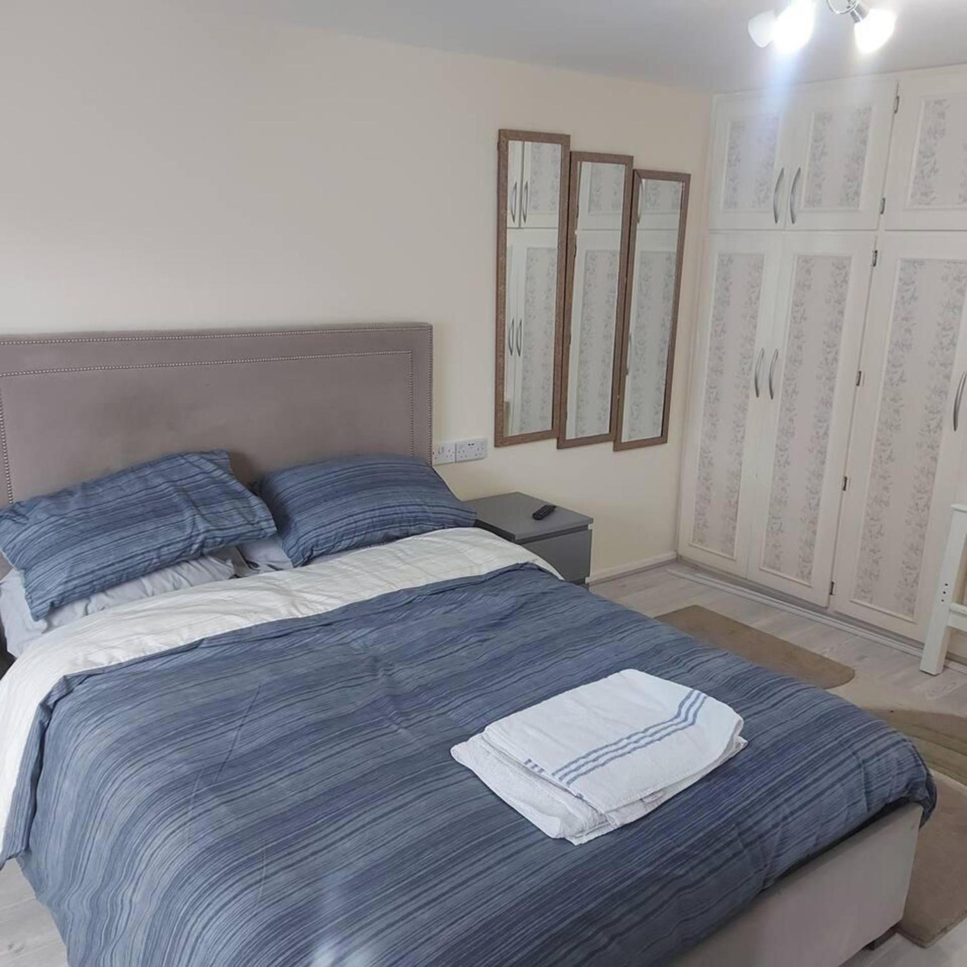 Lovely & Beautiful 2 Bed-Apartment In Borehamwood Eksteriør billede