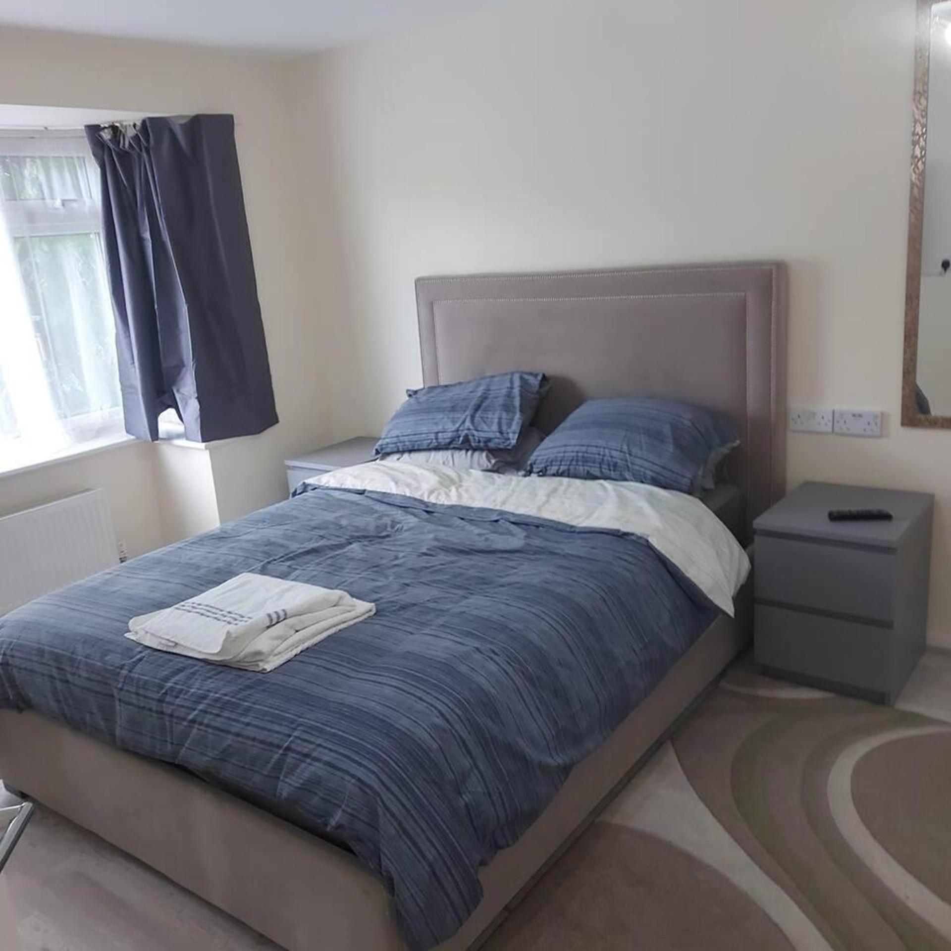 Lovely & Beautiful 2 Bed-Apartment In Borehamwood Eksteriør billede