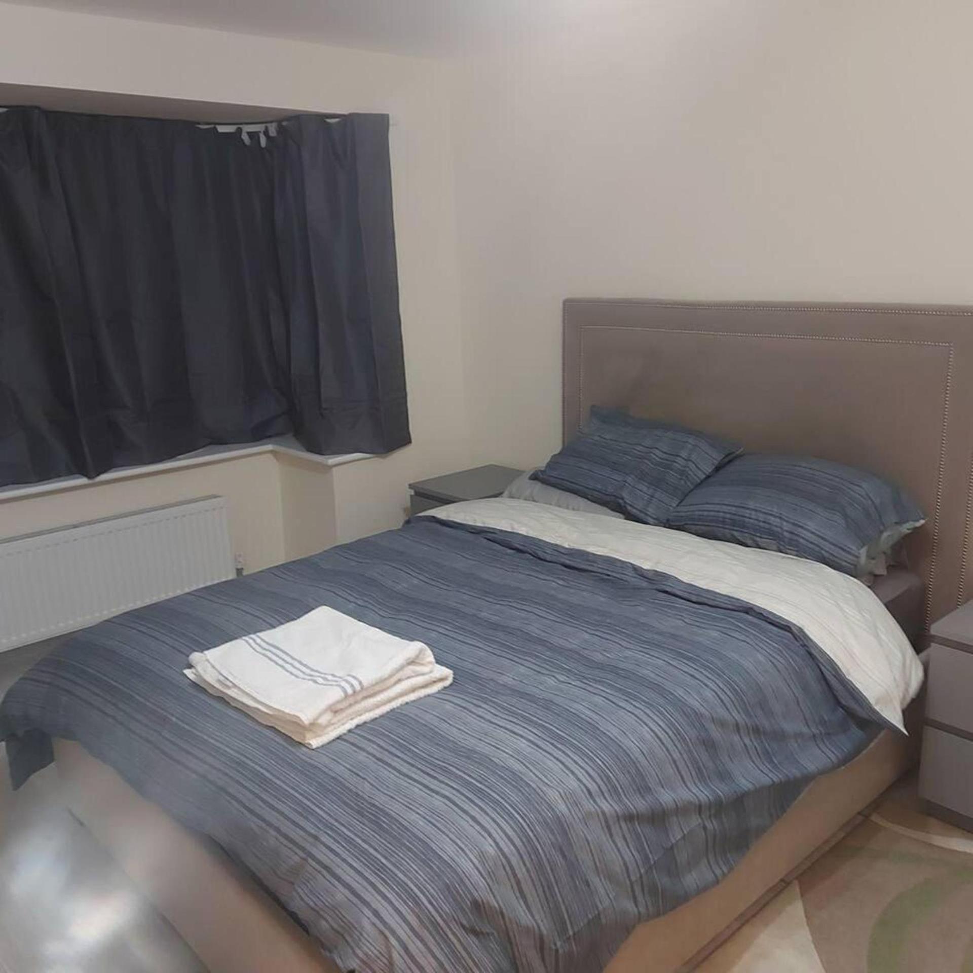 Lovely & Beautiful 2 Bed-Apartment In Borehamwood Eksteriør billede