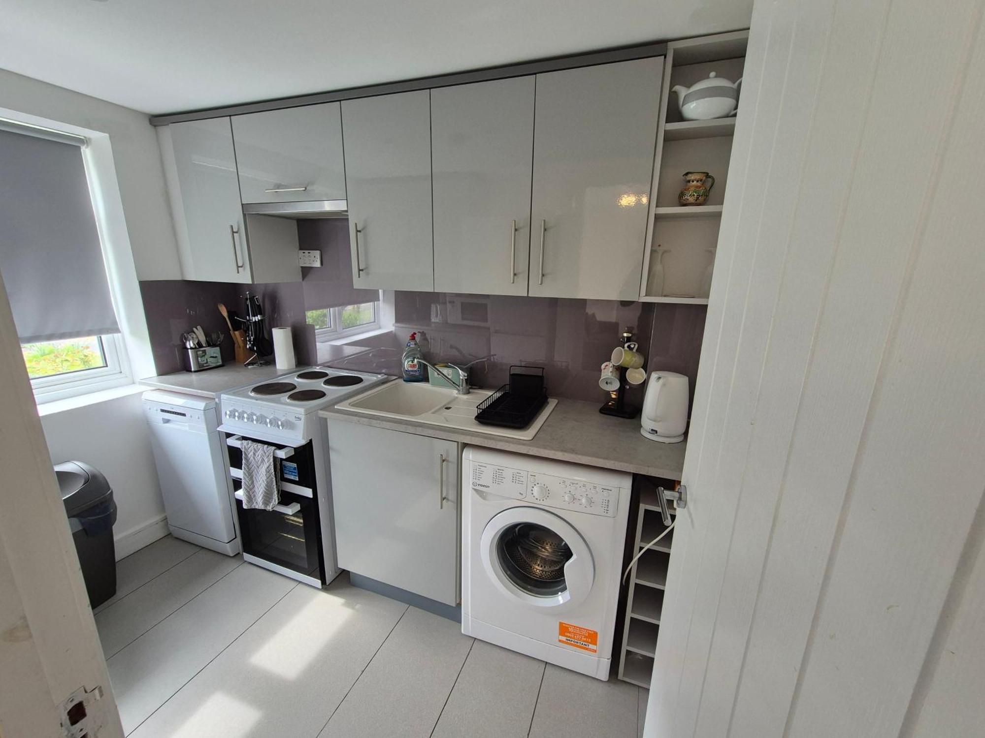 Lovely & Beautiful 2 Bed-Apartment In Borehamwood Eksteriør billede